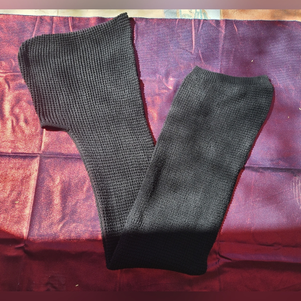 KILLSTAR Black Knit Hooded Scarf - Picture 2 of 4